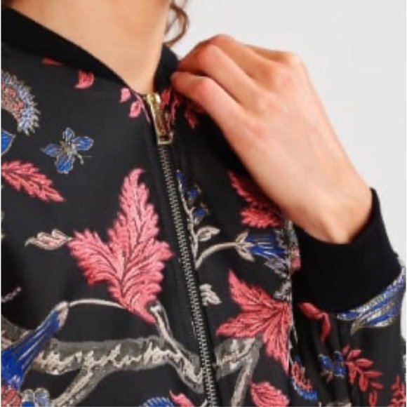 GUESS Hayal Printed Embroidered Bomber Jacket size 16 - Picture 4 of 15